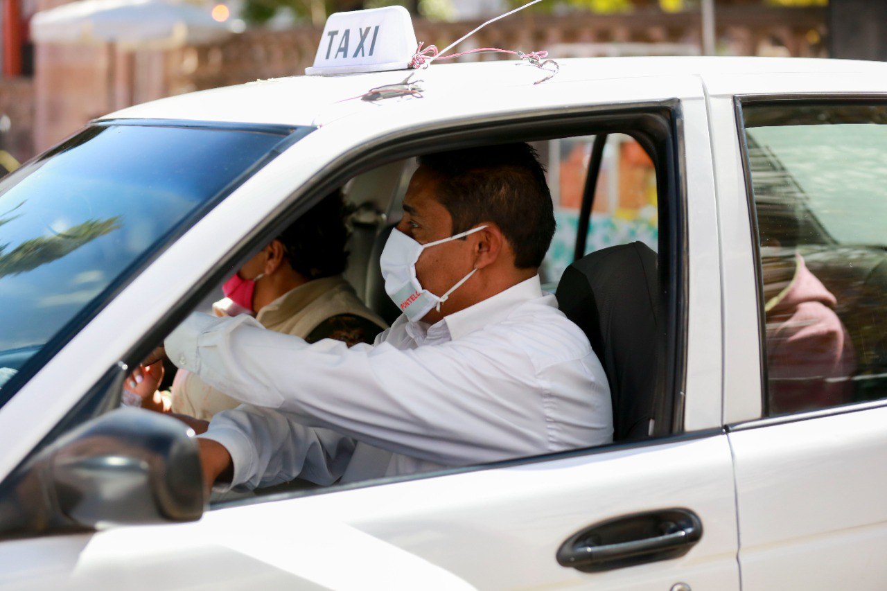 Taxistas esperan un mejor trato del gobierno estatal