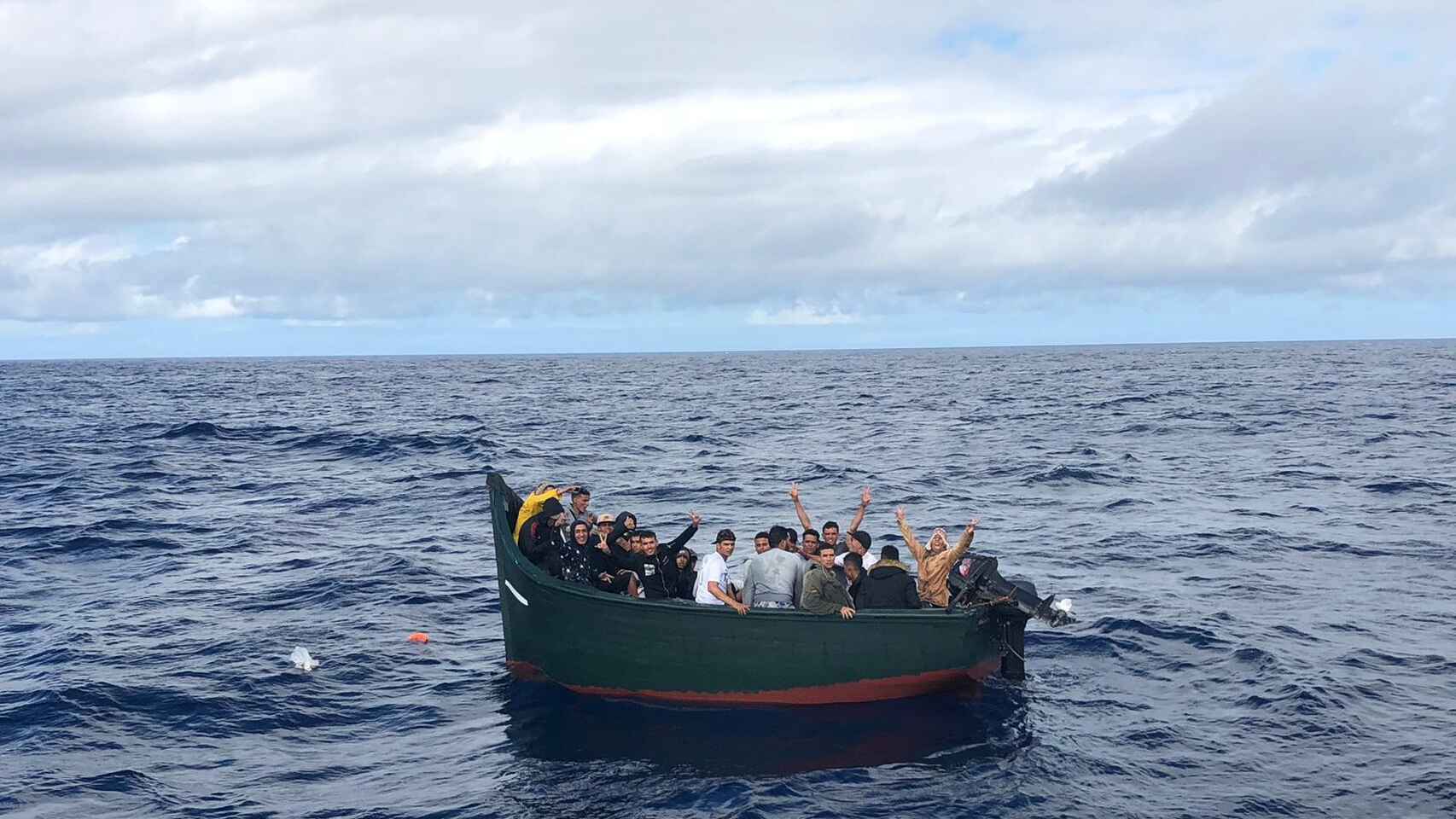 Hallados los cadáveres de 17 migrantes en la costa de Libia