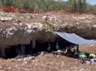 Nuevo trazo del Tren Maya pasa por caverna “Avispa enfadada”, descubierta desde el 2016