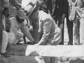 Un ídolo, un penacho y coloridos jeroglíficos: así fue el maravilloso hallazgo de la tumba 104 de Monte Albán, en 1937